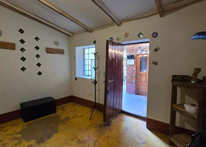 ホステル Moon Garden House *